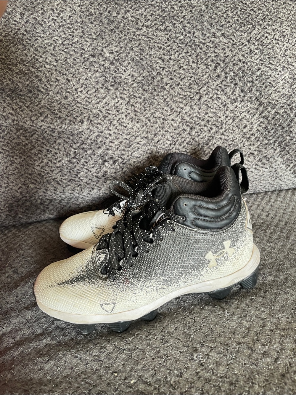 Under Armour Kids Black & White Gradient Athletic Sneakers